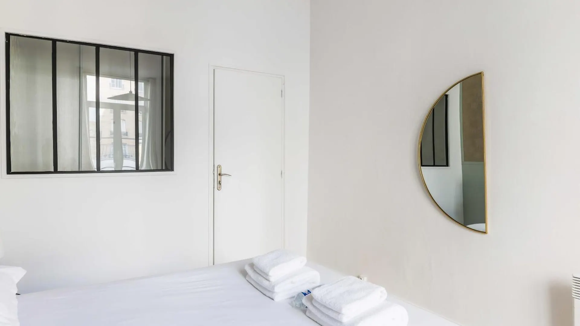 Cosy Apartment In The Heart Of Belleville Paris