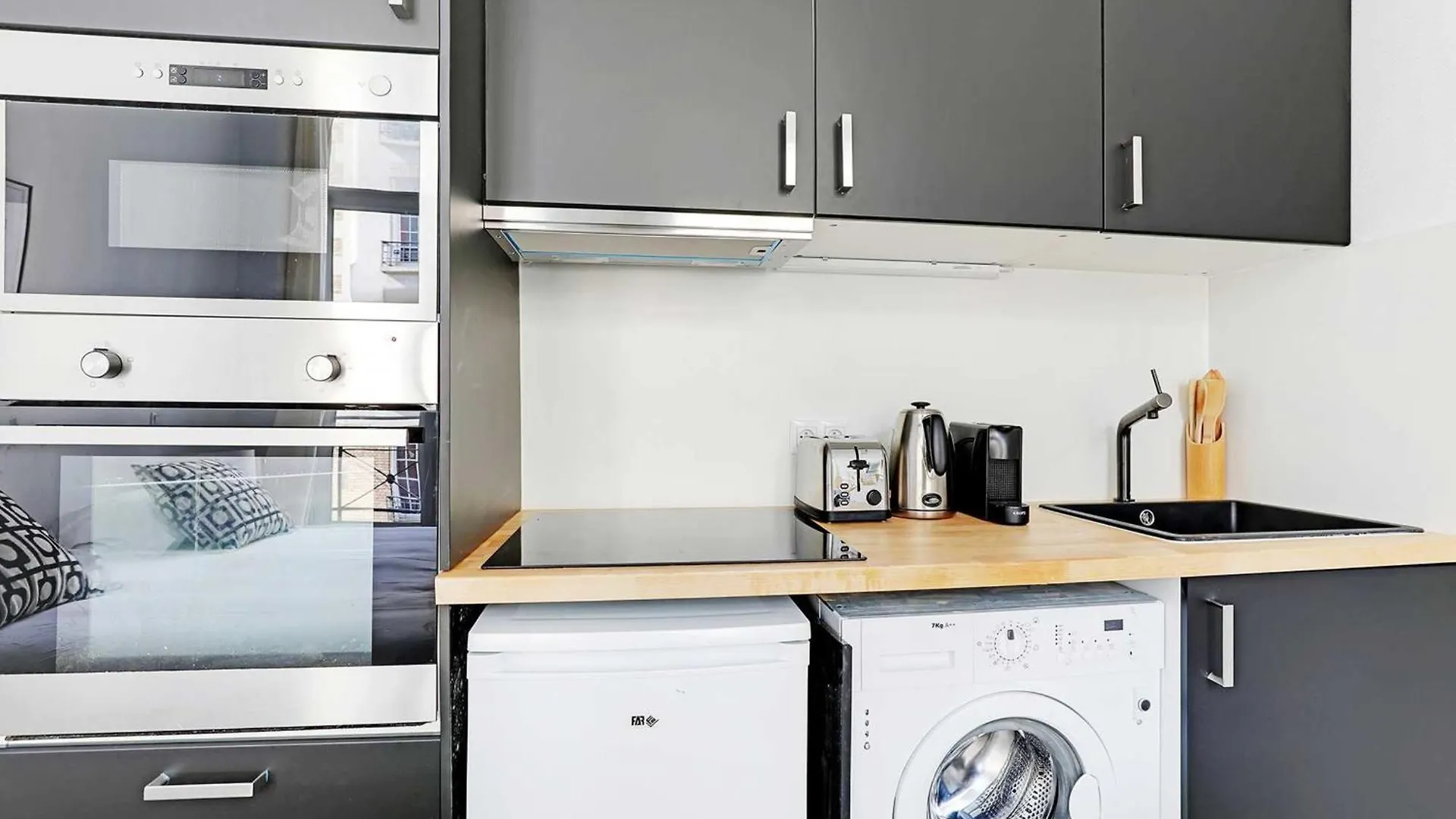Cosy Apartment In The Heart Of Belleville Paris