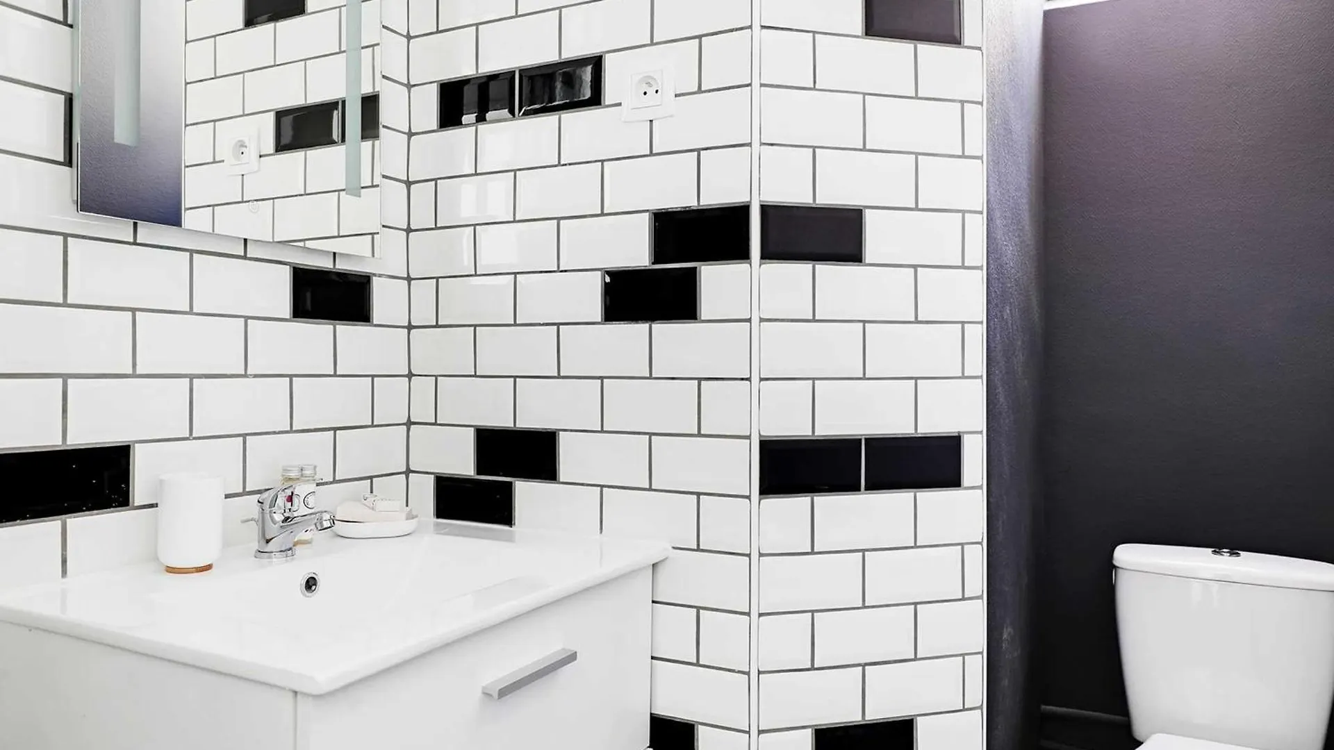 Cosy Apartment In The Heart Of Belleville Paris